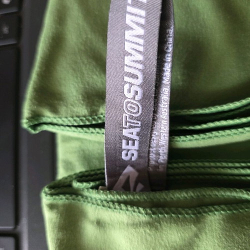 Sea to Summit DryLite Small towel green new