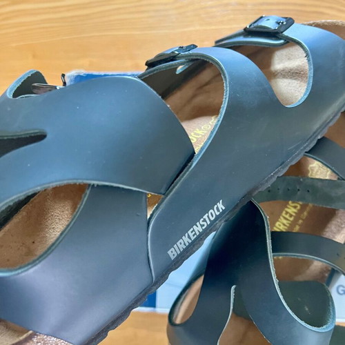 Birkenstock sandals size 45 like new, black