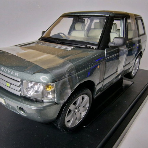 ERTL Range Rover Vogue metal model 1:18 like new, Giverny Green Met