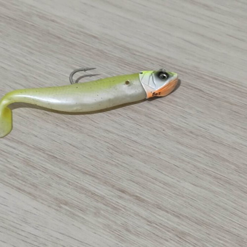 Set of 2 used spinning silicone lures Savage Gear Minnow Weedless and Hunthouse Fiiish Black Minnow