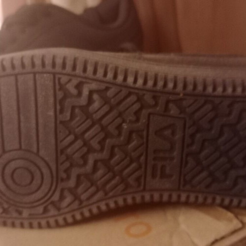 Fila women's athletic shoes like new, black, size 36.5