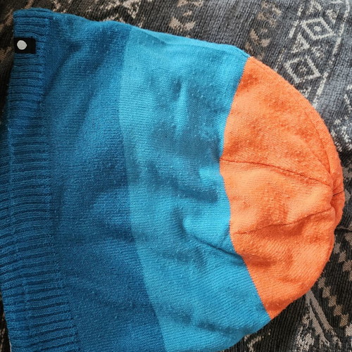 Icepeak Unisex Hat with Fleece Like New, Blue and Orange