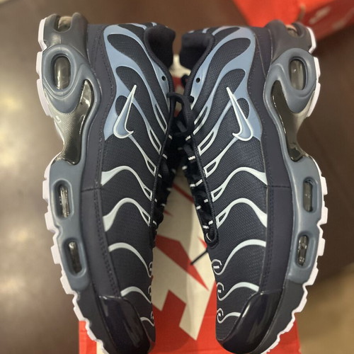Nike Air Max shoes new, black and purple, size 46
