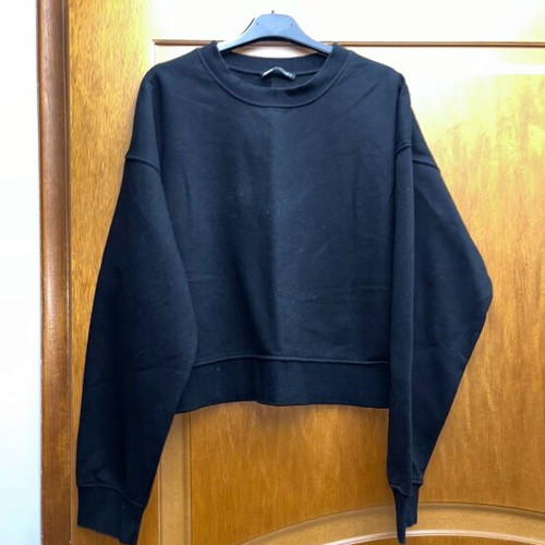 Zara cropped sweatshirt like new, short, black, size M