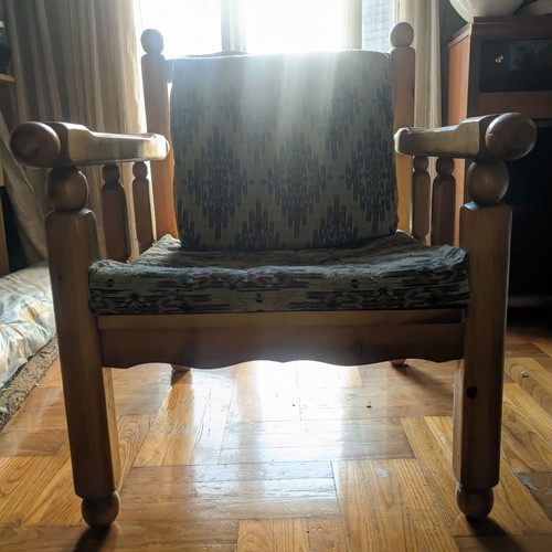 Living room set used with 2 armchairs, 2 stools, table and three-seat sofa