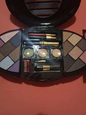 Cosmetics case new