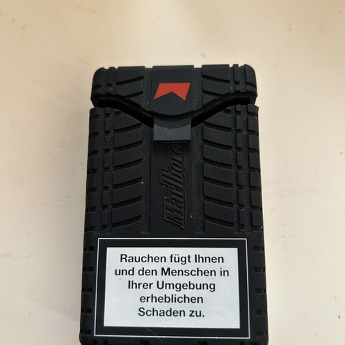 Marlboro F1 Limited Edition 2014 cigarette case, collector's item