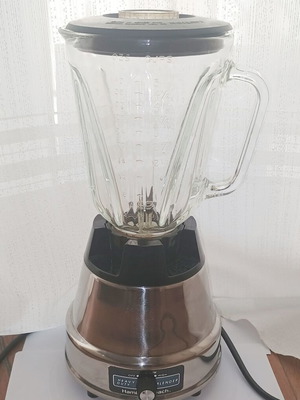 Vintage Hamilton Beach blender used, American USA