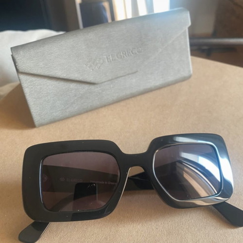 Square sunglasses El Greco like new, black