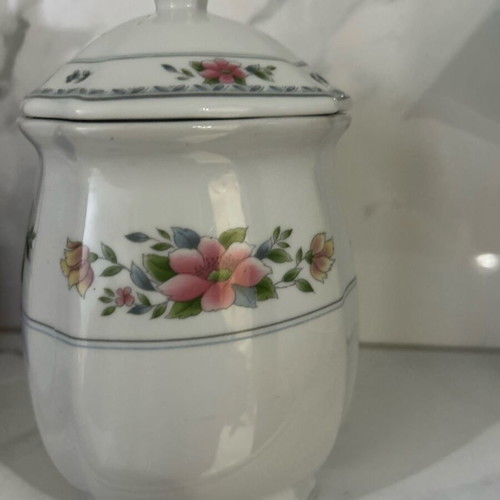 Porcelain jar like new, German with floral design