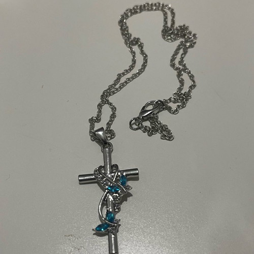 Women's necklace with cross and butterflies new