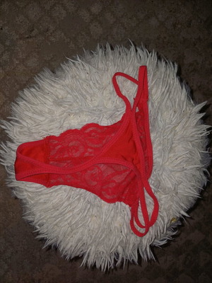 Women's string lingerie red and purple lace new, pack of 2