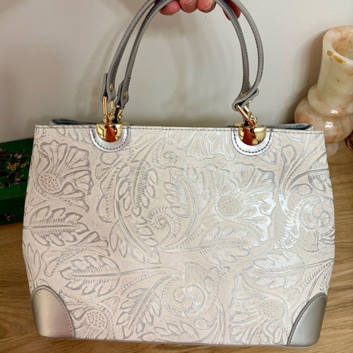 Italian leather handbag new, white and grey