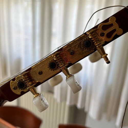 Classical guitar Aria AK 45 used with free case