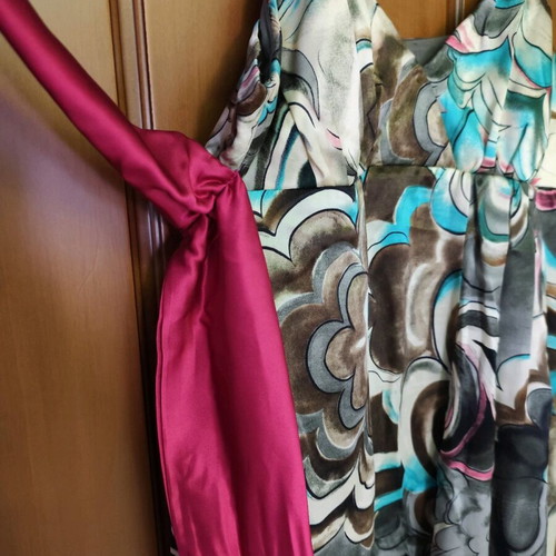 Printed satin dress with straps like new, size L