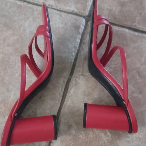 Zara red sandals size 38 like new