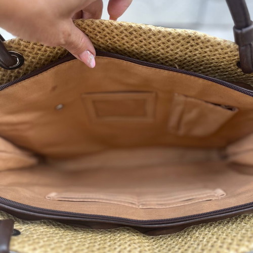 Large shoulder bag like new, yellow and brown