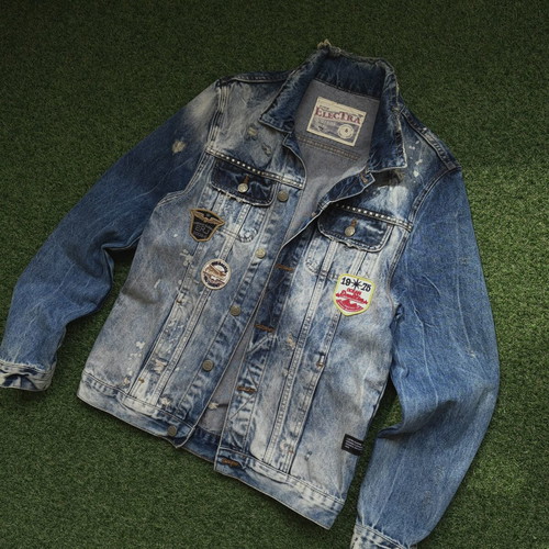Electra denim jacket like new, size S, blue