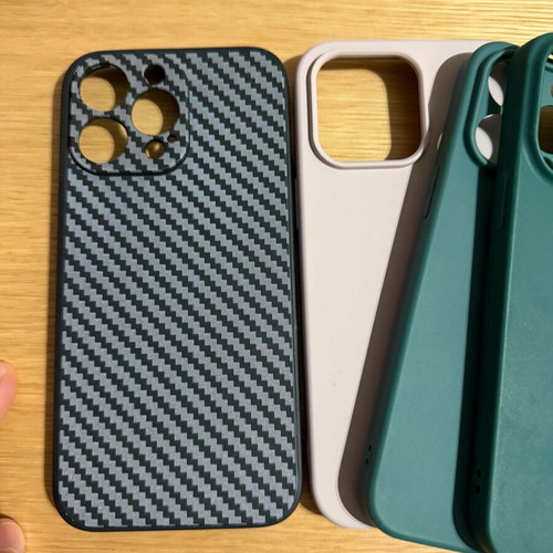 iPhone 14 Pro Max cases like new