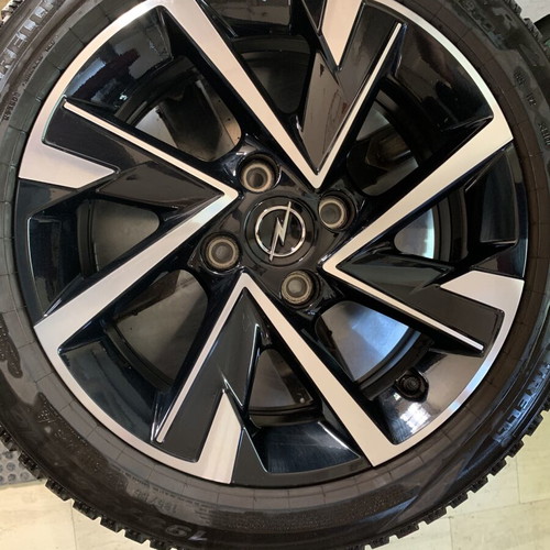 Opel Corsa 16-Inch Wheel Tires like new, winter 196/55/16