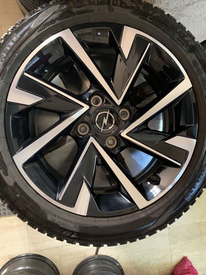 Ζαντολάστιχα Opel Corsa 16αρια σαν καινούργια, χειμερινά 196/55/16