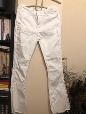 Women's white denim pants new, size Small