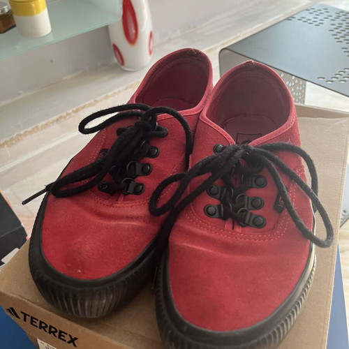 Vans sneakers used, size 39, red