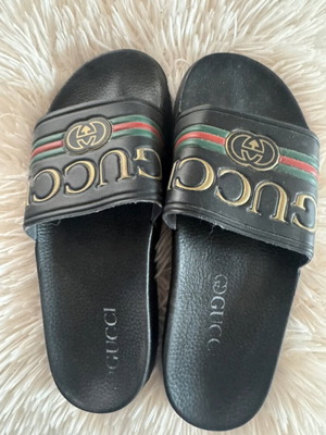Gucci black slippers size 38