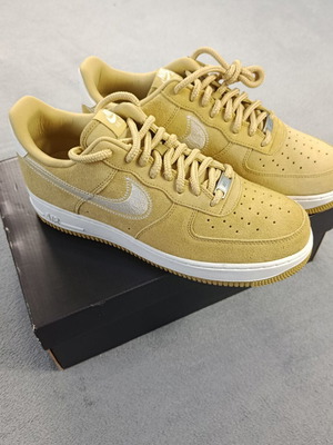 Nike Air Force 1 '07 LV8 Buff Gold σουέντ sneakers καινούργια μέγεθος US 9 EU 42.5