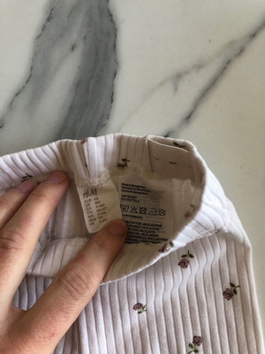 Κολάν βρεφικό H&M λευκό φλοραλ μεταχειρισμένο, μέγεθος 3-6m
