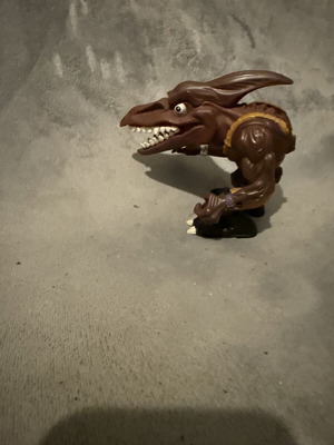 Mattel Street Sharks Extreme Dinosaurs Bullzeye 5" Action Figure used