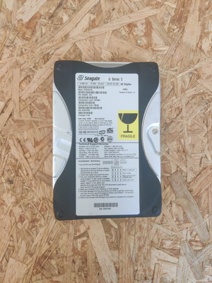 Seagate U5 20GB IDE hard drive used, model ST320413A