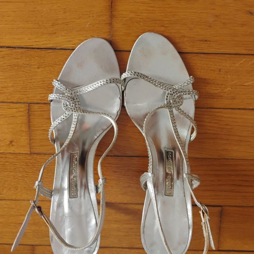 Gianna Kazakou silver sandals like new, size 40