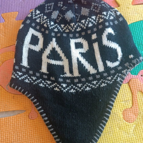 Paris hat used, size M, black