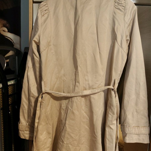 Bershka trench coat beige like new, size M