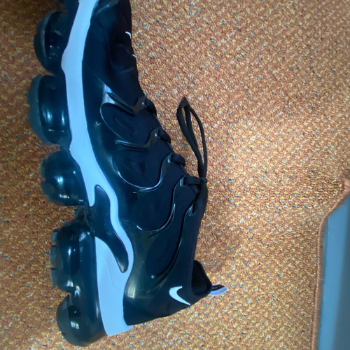 Nike Vapor Max Plus size 44 like new, black sneakers