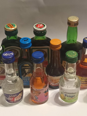 German liqueur miniatures, pack of 14, 20ml and 50ml