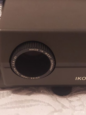 Zeiss Ikon Ikolux Slide Projector with Talon 85mm Lens like new