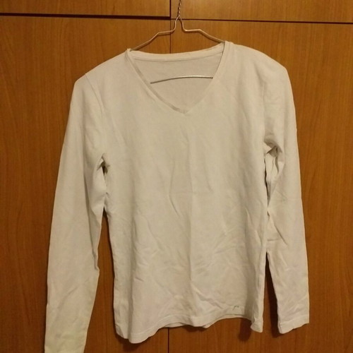 White t-shirt like new, unworn