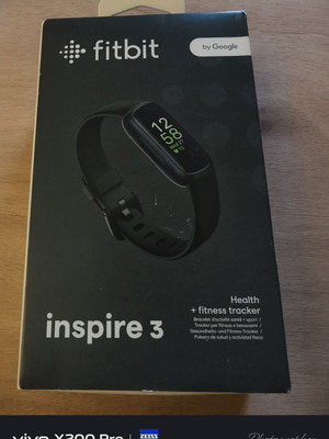 Fitbit Inspire 3 fitness tracker, midnight zen band