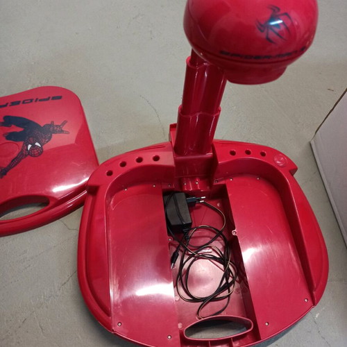Spiderman painting like new with discs, light and storage drawers