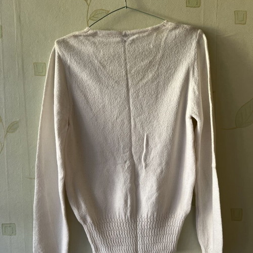 A-Style white wool sweater new with label