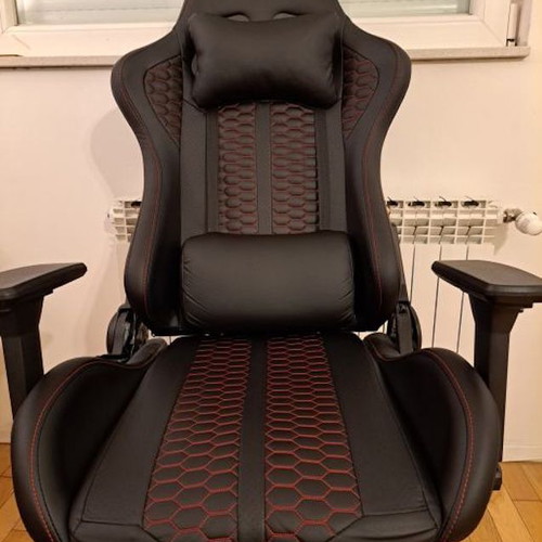 NIBE gaming chair like new, black faux leather with red details