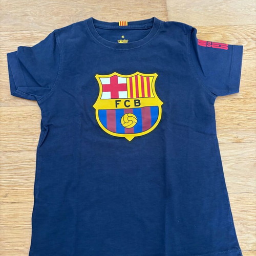 Barcelona FCB kids tshirt like new, blue, size 6 years