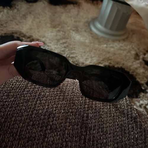 Prada black sunglasses like new