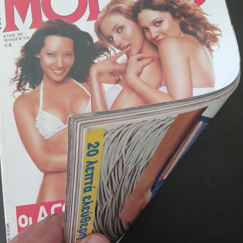 Models magazine Charlie's Angels issue 115 like new