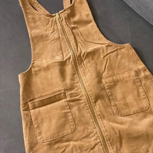Corduroy salopette Stradivarius size M like new brown