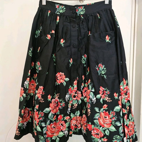 Vintage Style Midi Cotton Skirt like new, black floral