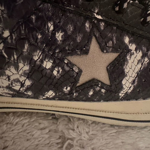 One Star Converse women's shoes used, animal print, size 37