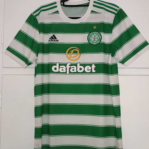 Celtic authentic 2021-2022 jersey new in excellent condition